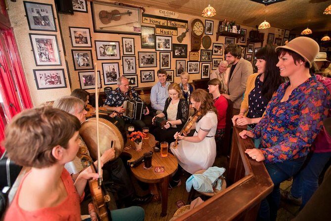 2-Day Western Ireland Tour from Dublin:Including Galway and Cliffs of Moher - The meeting point and early start out of Paddy’s Palace