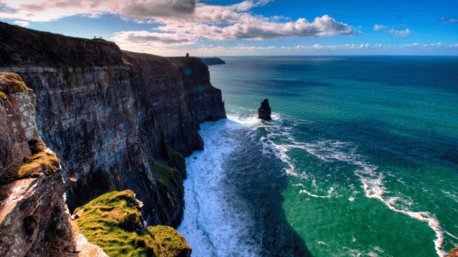 Dublin: Cliffs of Moher, Ennis, & Bunratty Castle Day Tour - Bunratty Castle and Folk Park: medieval walls plus a living village
