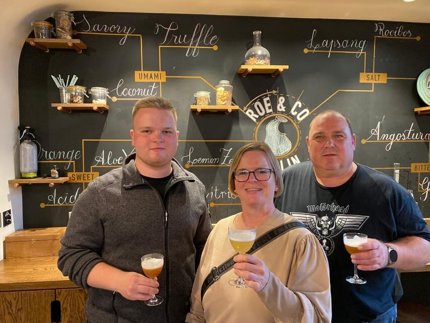 Dublin: Guinness Storehouse, Roe & Co Irish Whiskey Tour - Where you start: Arthur’s Pub and a quick orientation