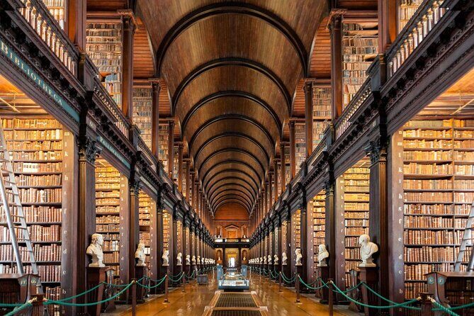 Dublin in a Day: Dublin Castle, Book of Kells, Guinness & Whiskey - Key things I’d plan around