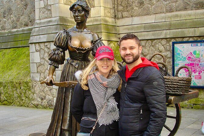 Dublin Private Custom Tour, Off-The-Beaten-Path in Temple Bar with a Local - Logistics: walking pace, pickup on foot, and possible transfers