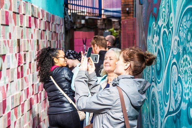 Dublin : Street Art Walking Tour - Private and customizable: what you actually gain