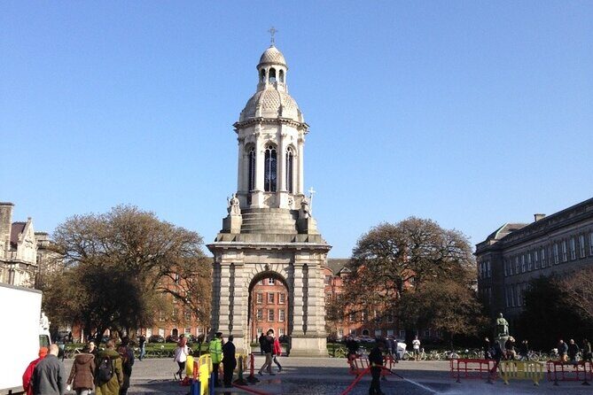 Private Driver Guided Tour of Dublin - Parking reality: when your guide can’t always go inside