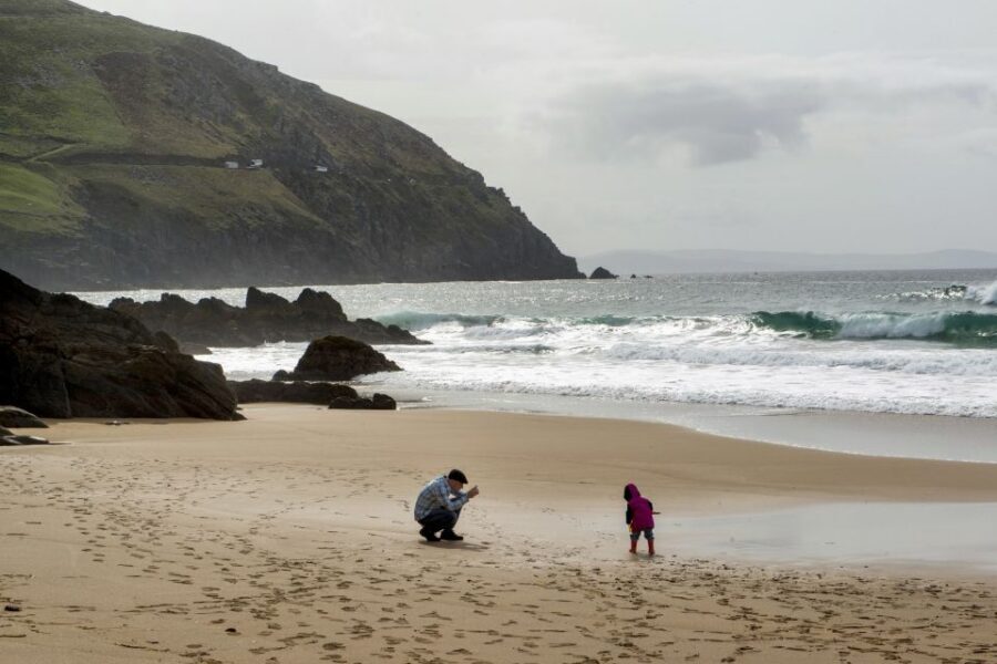 South Western Ireland: 4 Days from Galway to Kerry - Dingle Peninsula and Slea Head: songs, islands, and the 3 Sisters